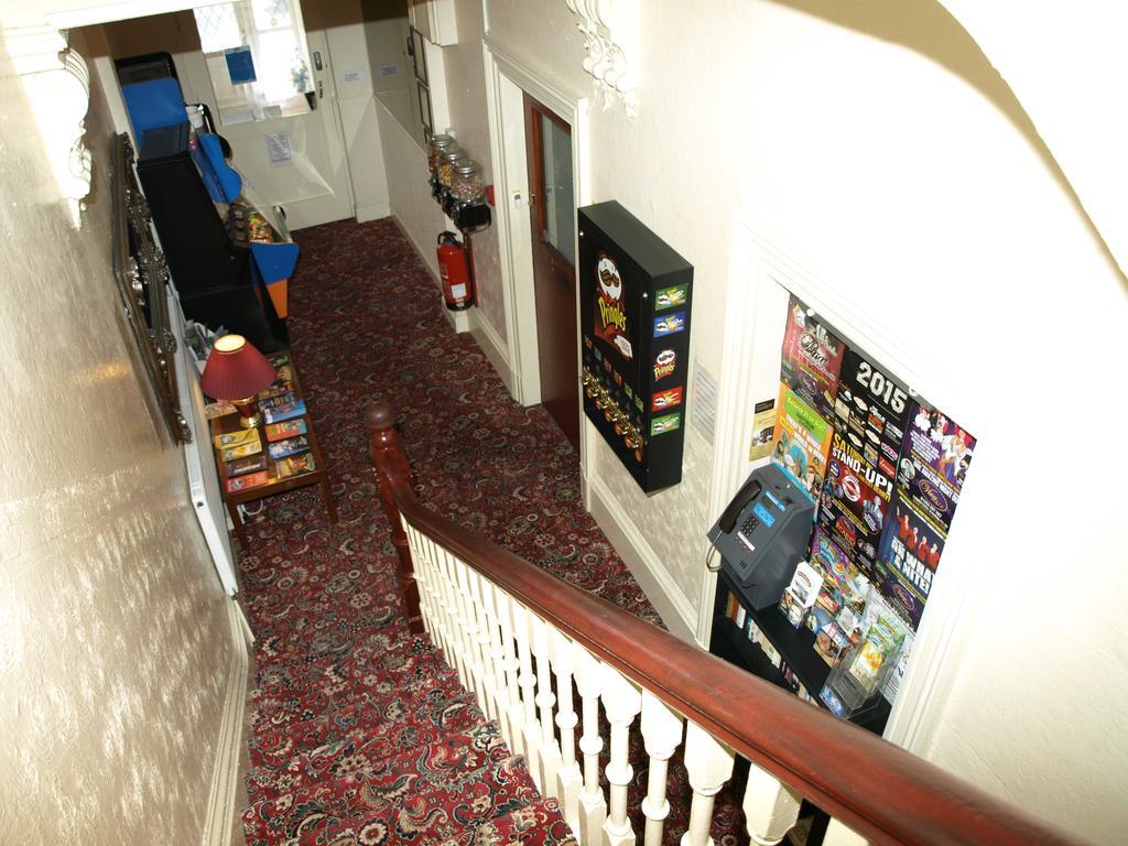 Waverley House Apartments Блекпул Екстериор снимка