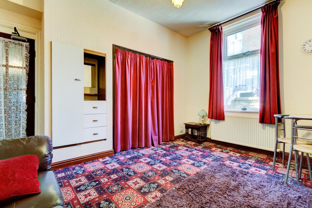 Waverley House Apartments Блекпул Екстериор снимка