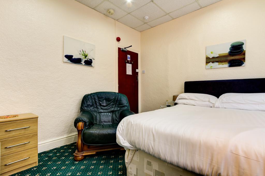 Waverley House Apartments Блекпул Екстериор снимка