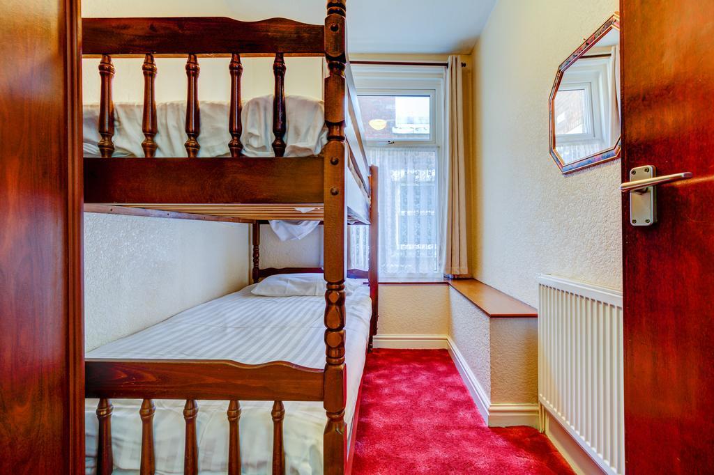 Waverley House Apartments Блекпул Екстериор снимка