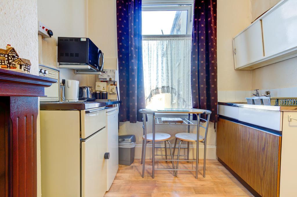 Waverley House Apartments Блекпул Екстериор снимка