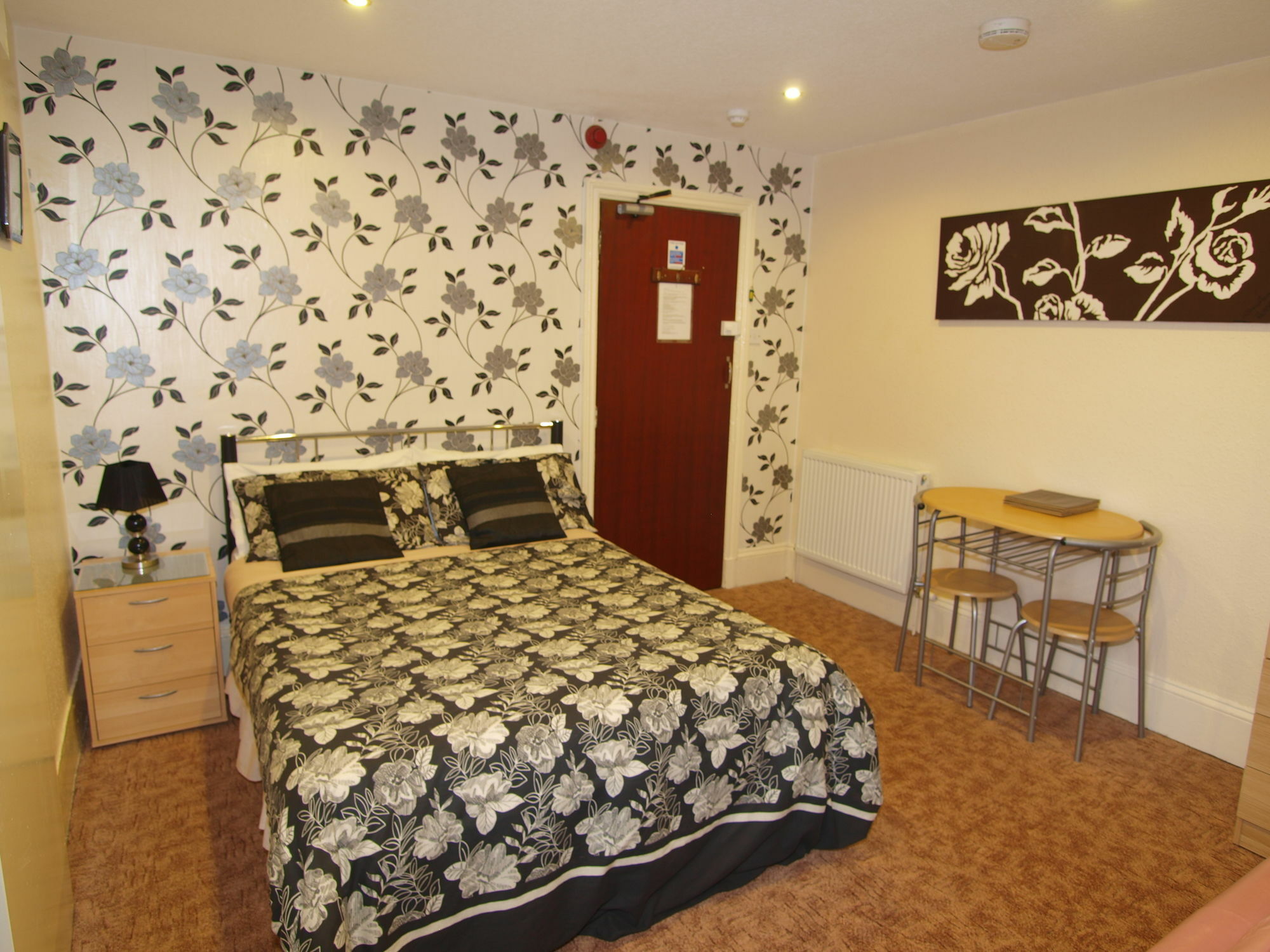 Waverley House Apartments Блекпул Екстериор снимка